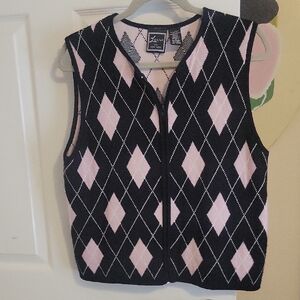 Lennie LNY New York SzMed Zip up front Argyle Patterned Sweater Vest